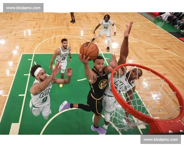 实时更新NBA篮球比分数据 精准追踪每场比赛精彩瞬间